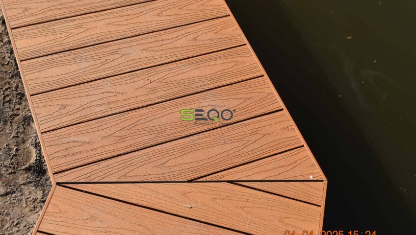 Pomost z deski kompozytowej - Realizacja 424