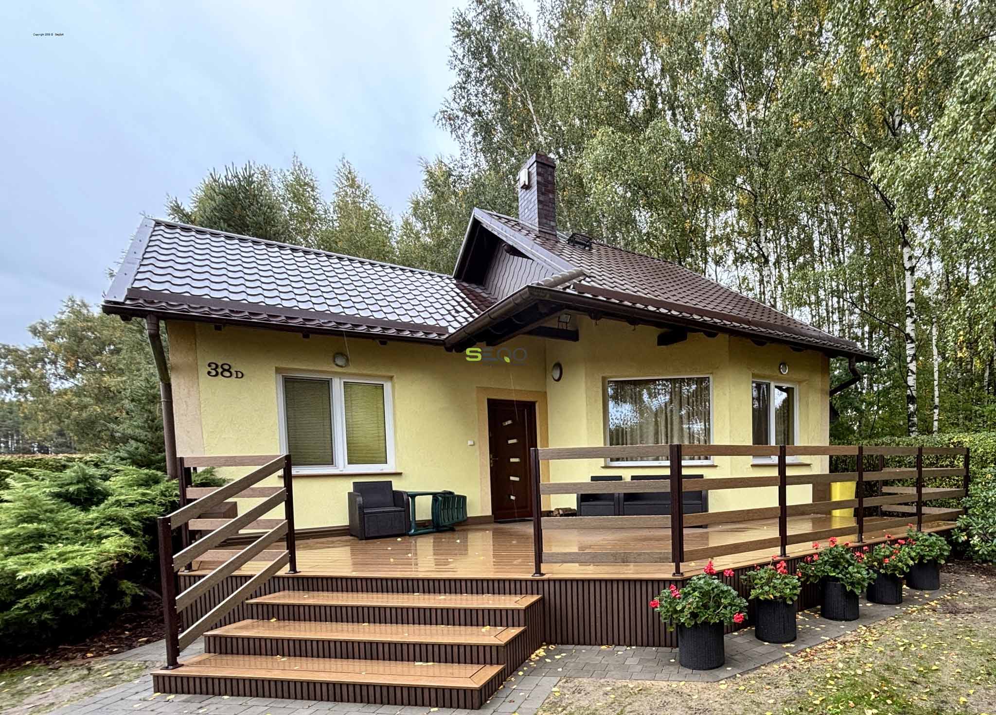 Nowoczesny taras kompozytowy z lamelami - Realizacja 449